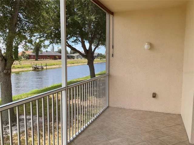 Private Lanai overlooking canal