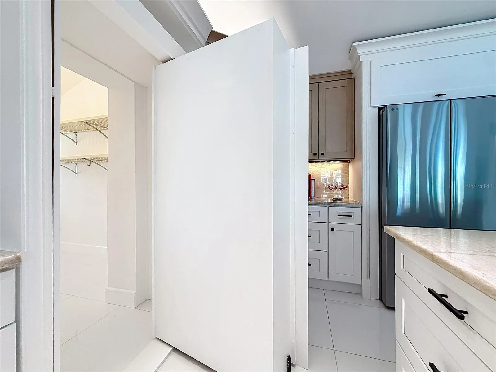 Secret Pantry!