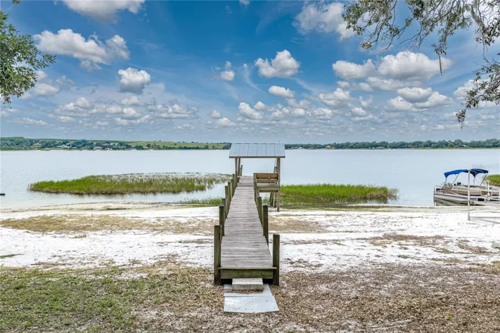 Dock