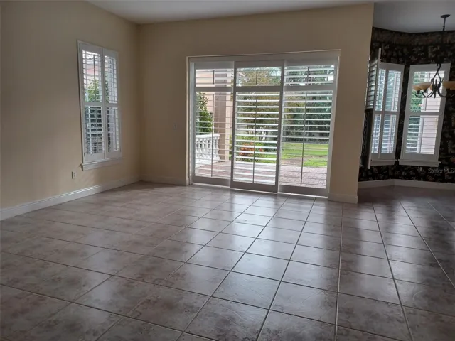 Breakfast and dining room off kitchen