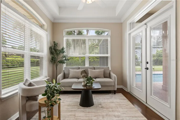 Primary suite sitting area