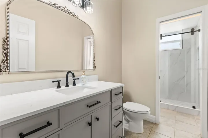 Ensuite Jack-and-Jill bathroom