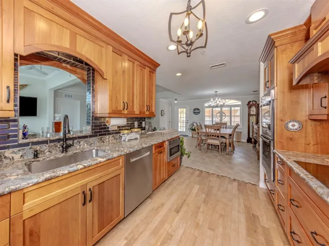Kitchen to dining room, entry