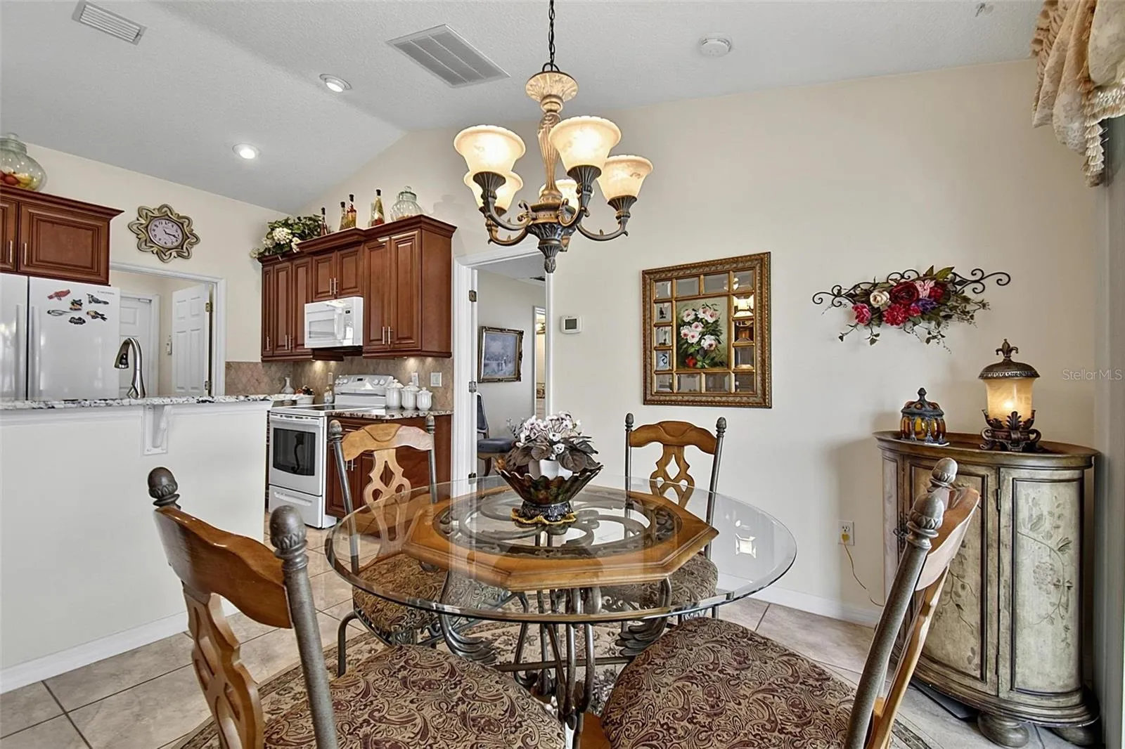 Dinette with view into kitchen