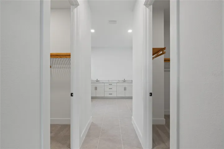 Bathroom/Dual Closets