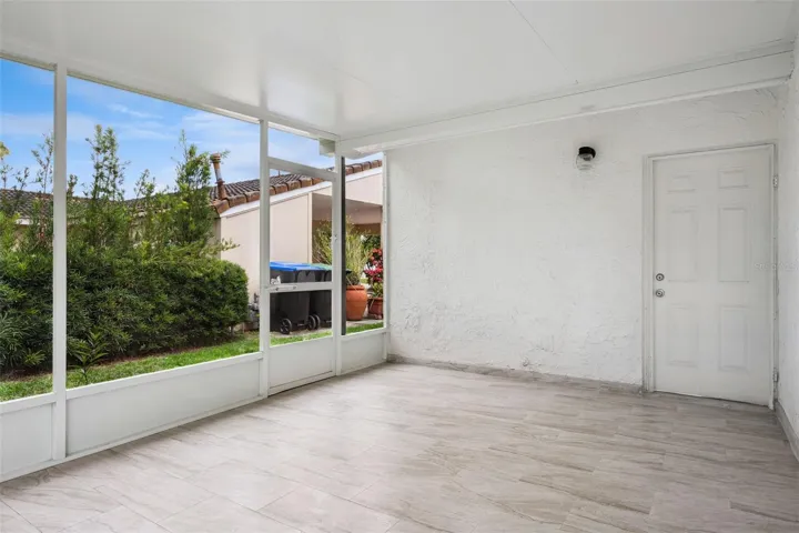 Screened in Porch