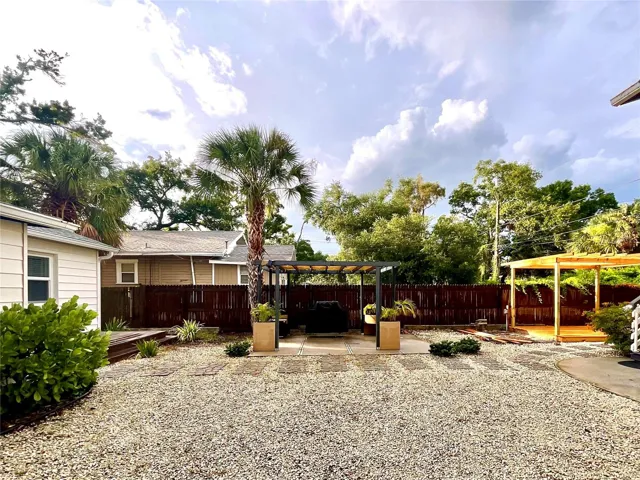 Florida Friendly Low Maintenance Landscaping