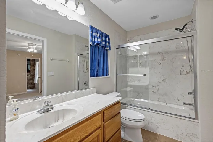 Bathroom #3 (Jack and Jill)
