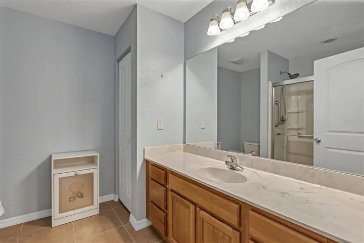 Bathroom #2
