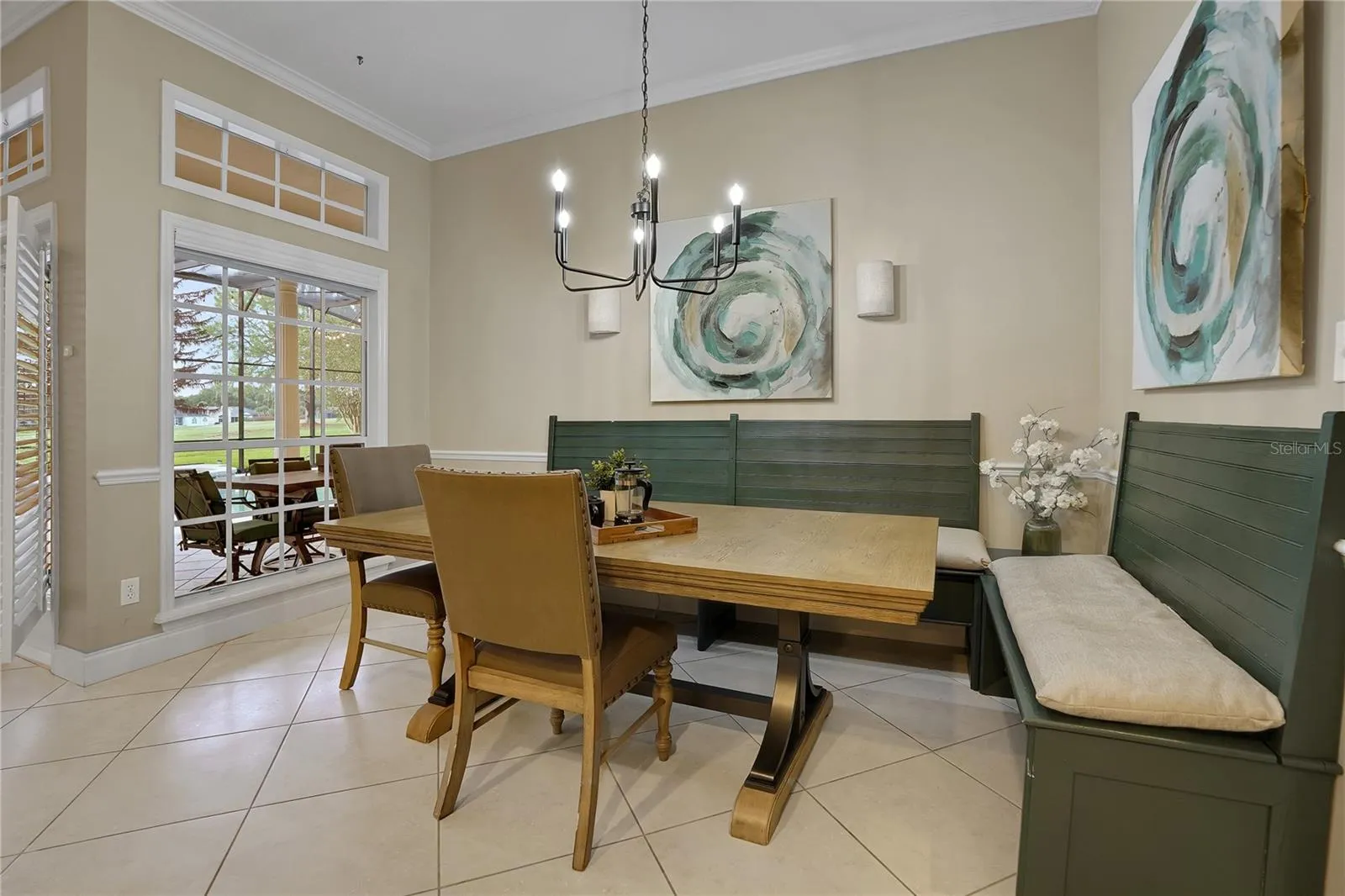 Breakfast Nook