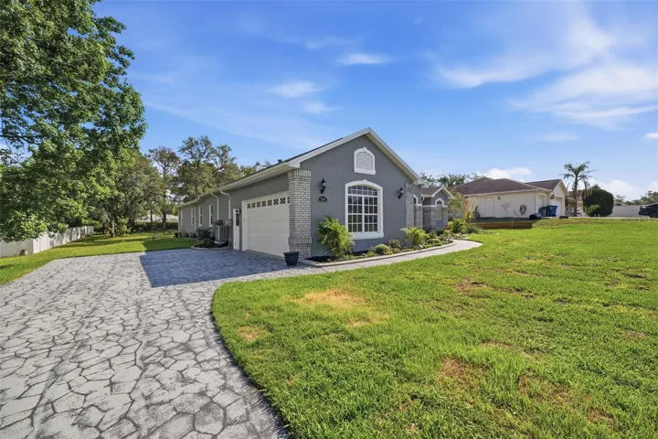 beautifully designed driveway