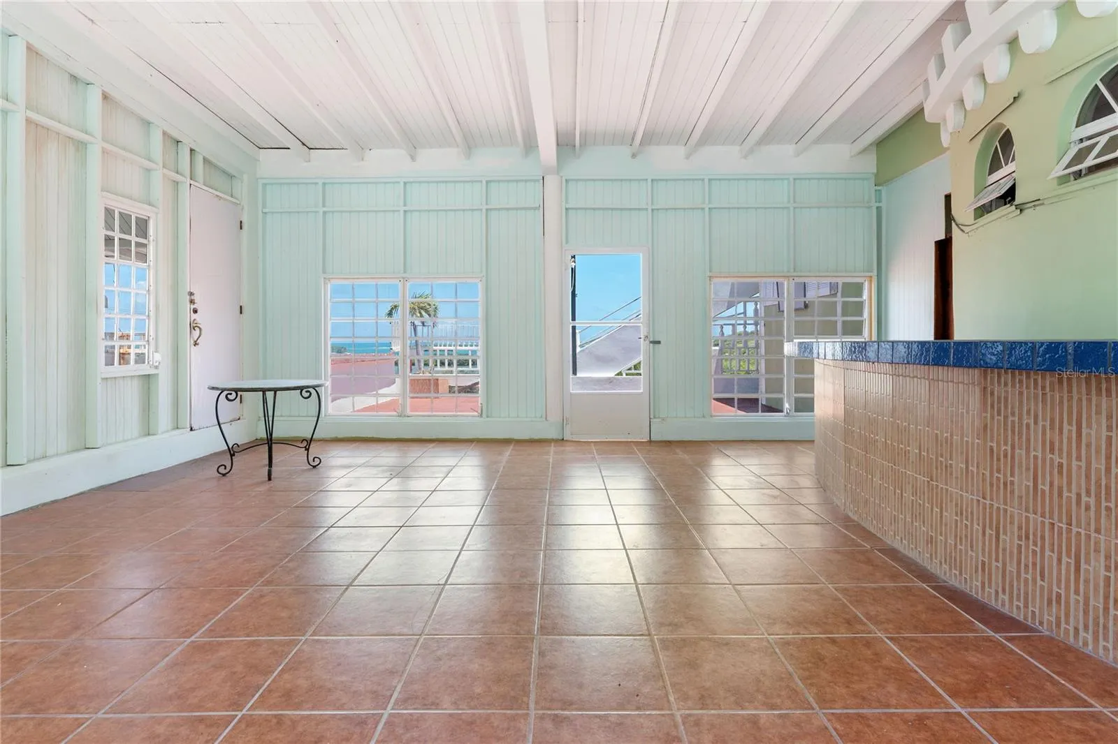 Possible Restaurant/ar or Ballroom