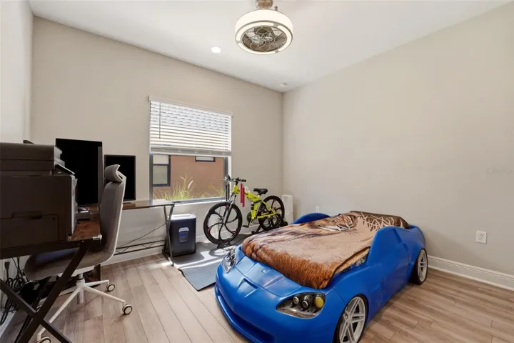 Ensuite Bedroom 2