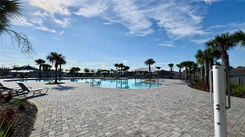 Community pool