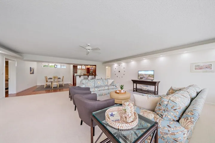 Great room to dining