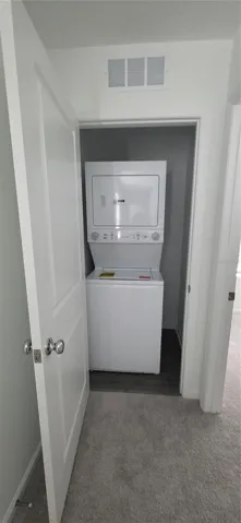 Stackable washer/dryer