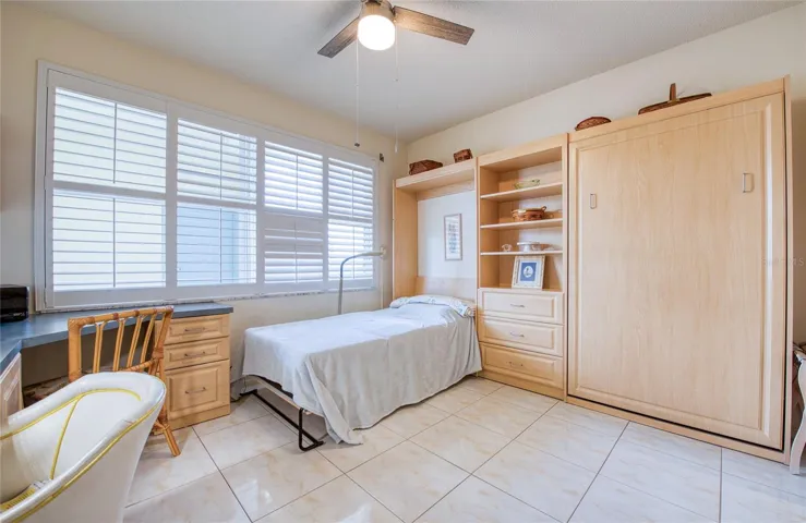 Second bedroom