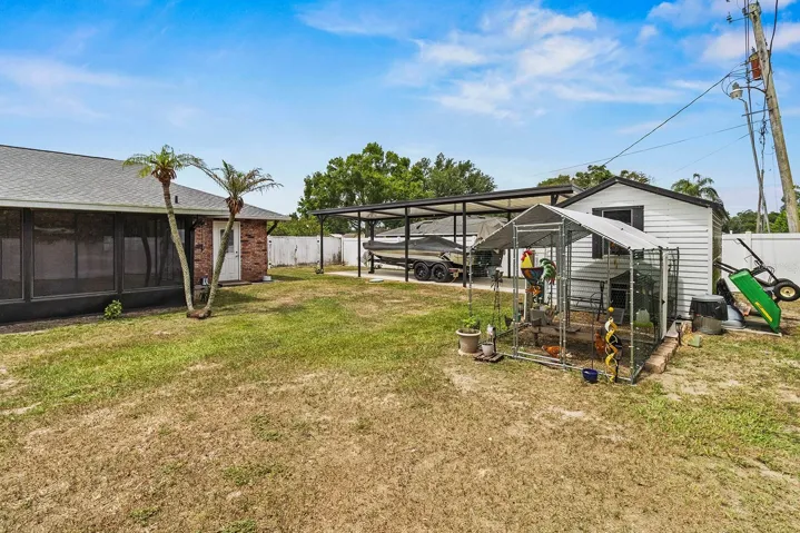 Small chicken coup can remain if the buyer wants it!