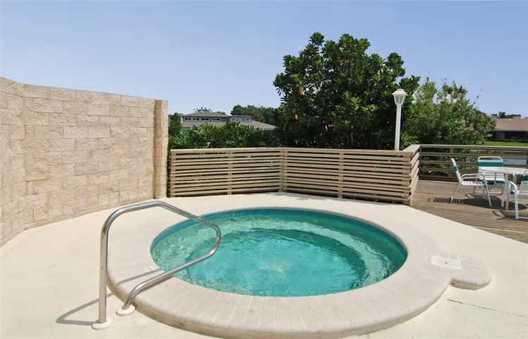 Hot tub