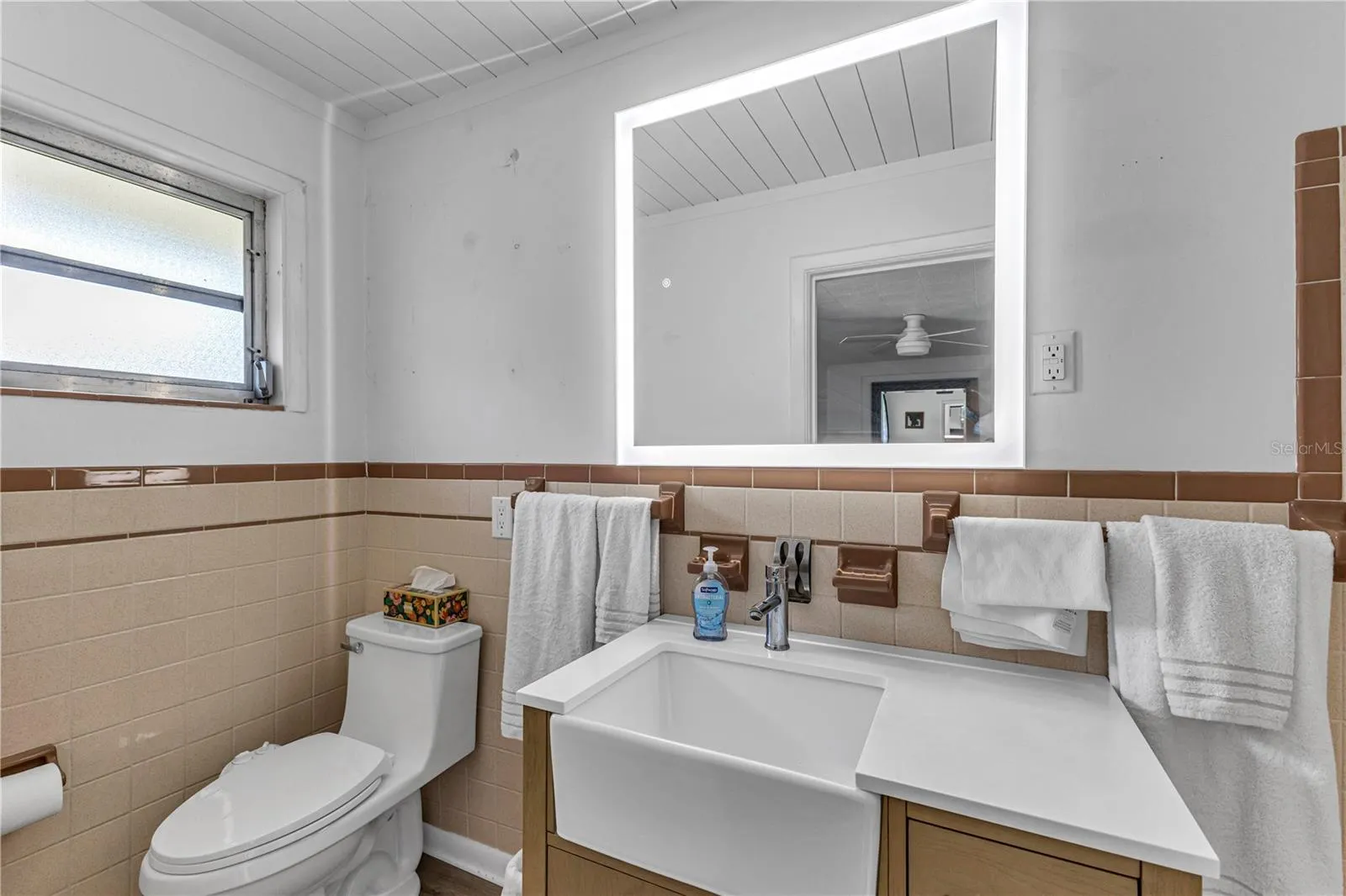 2nd Bathroom