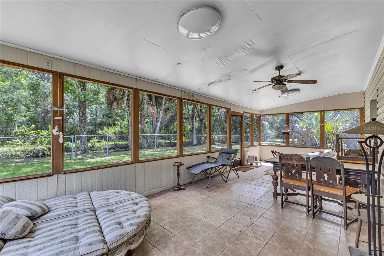 Screened in Back Porch over looking Canal