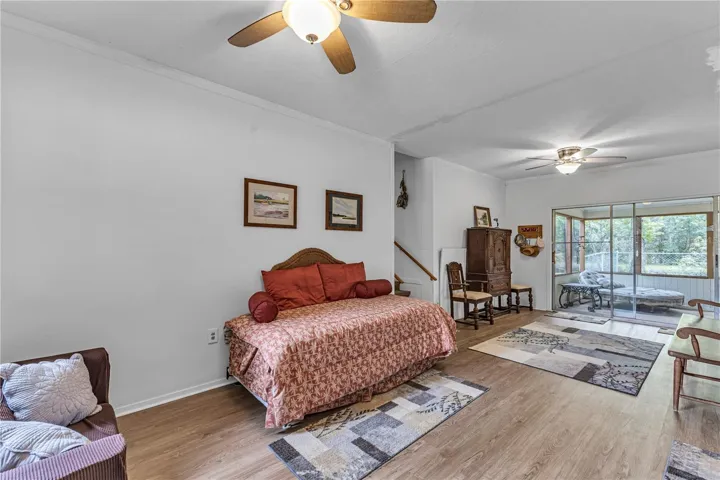 2nd Livingroom