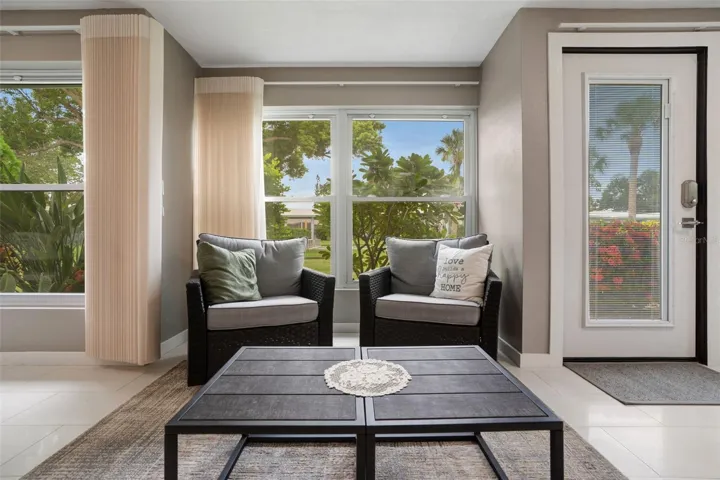 Sitting area in Florida Room
