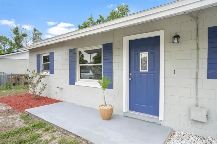 Welcome your Guest with a front covered entry...