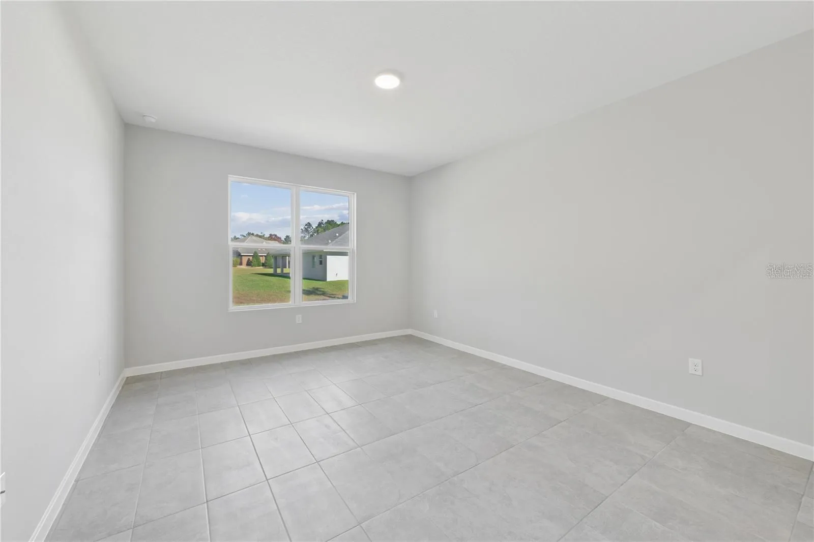 Photos are of same model with similiar finishes.