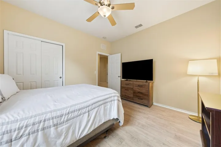 Third bedroom.