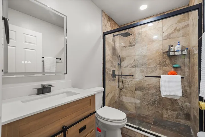 BATHROOM 2