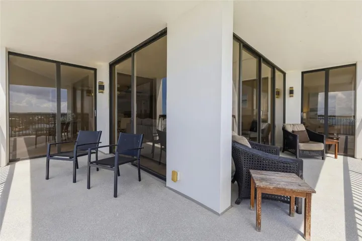 Wrap around balcony