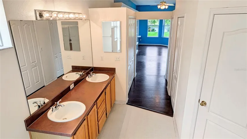 Gorgeous MASTER BATH!