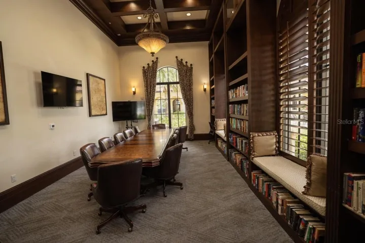 Gran Paradiso Meeting Room