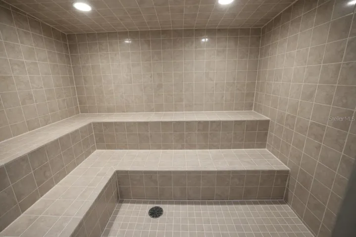 Gran Paradiso Steam Room