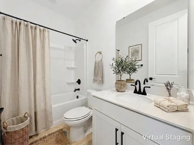 bathroom 2 virtually staged