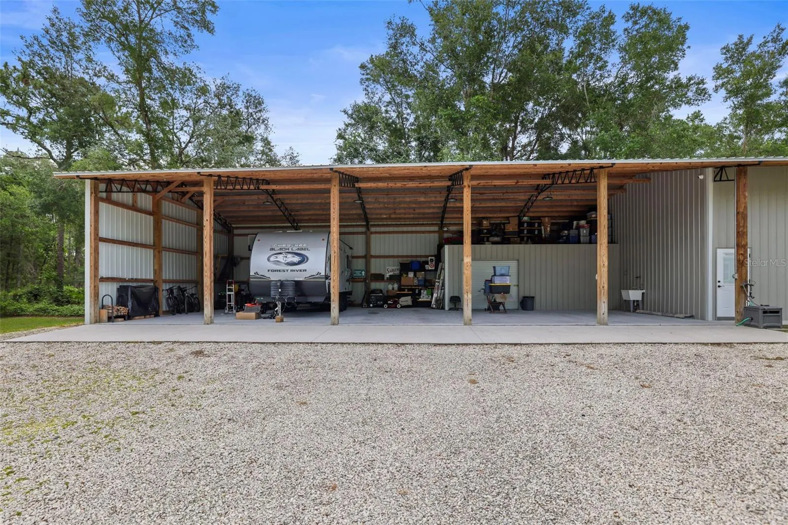 Barn