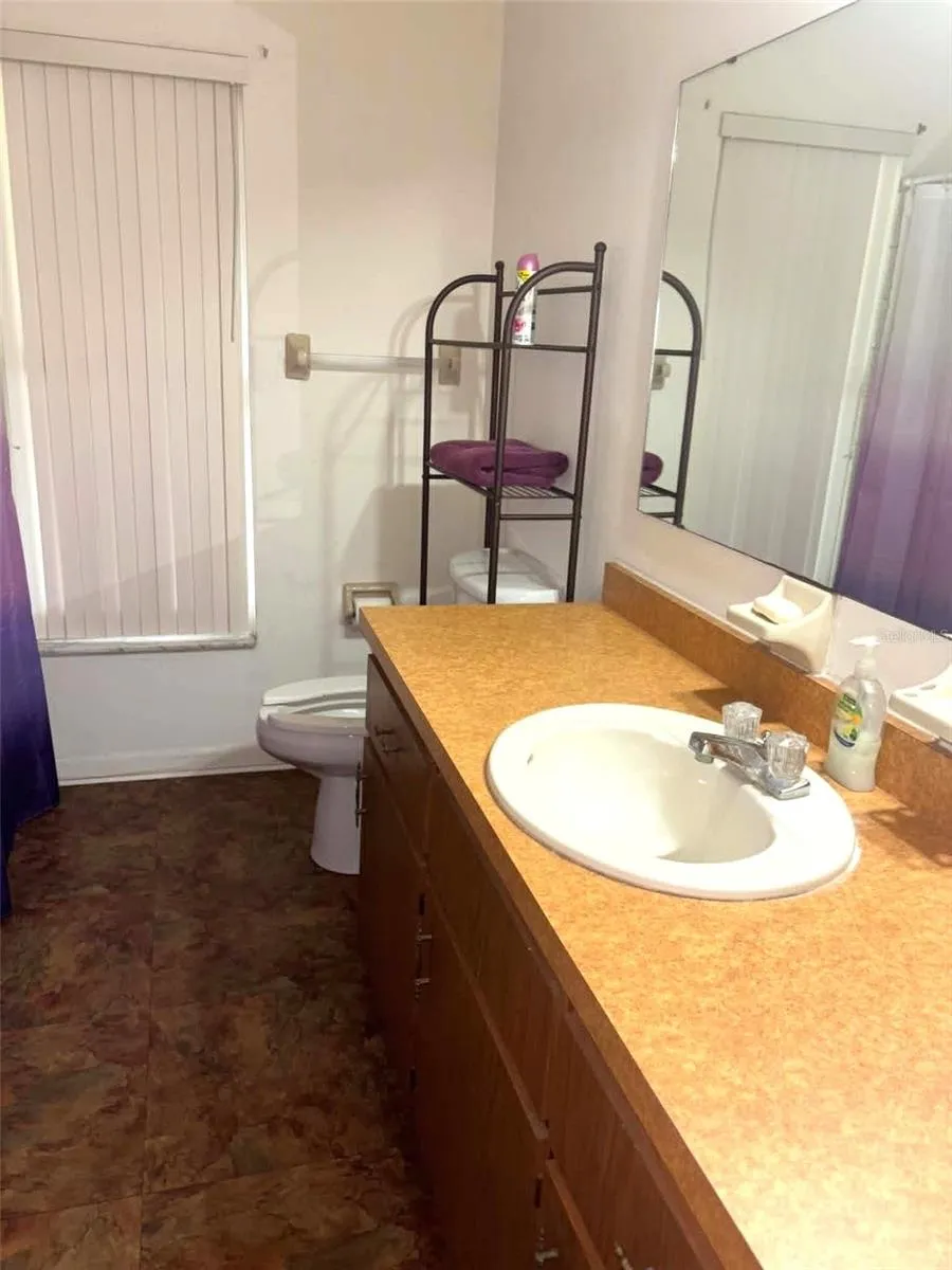2nd Bathroom
