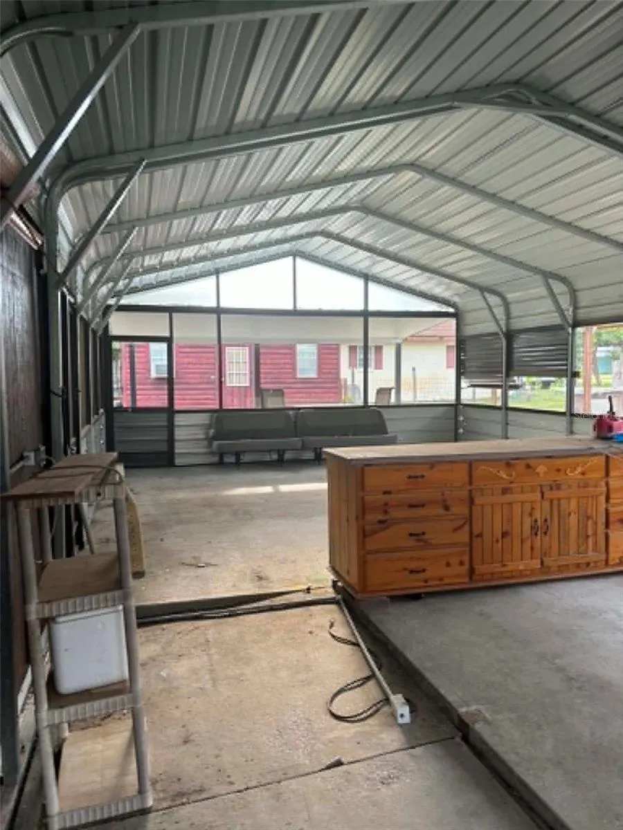 Plenty of room for your parties and fish fry!