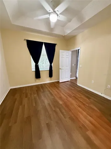 bedroom 2 new LVP floors