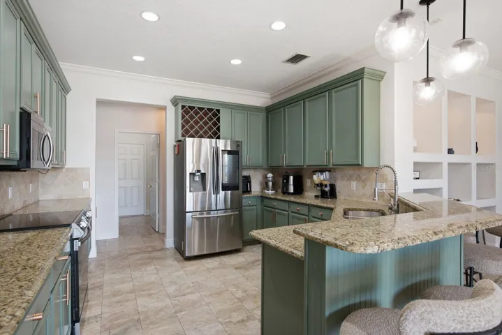 Sitting Area on back of Kitchen counter
