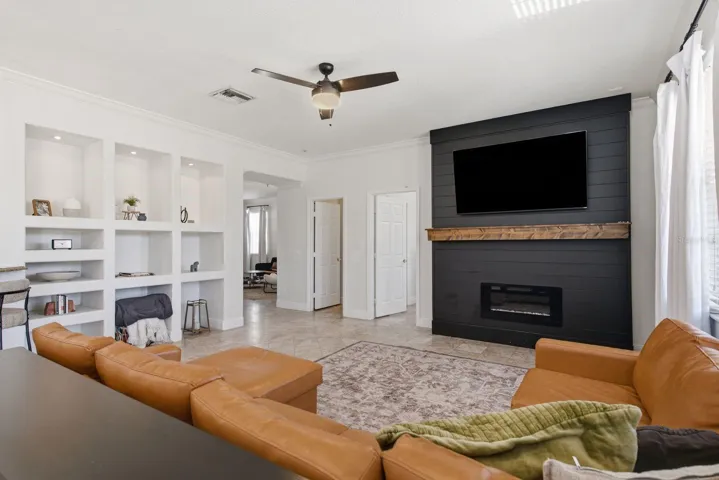 Living Room/Family Room