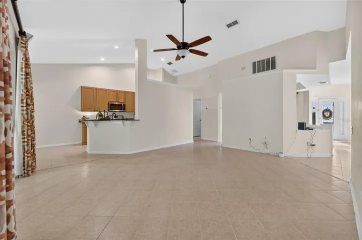 Vacant family room