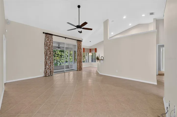 Vacant family room