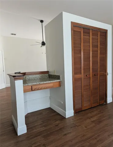 Kitchen Cabinet & Pantry