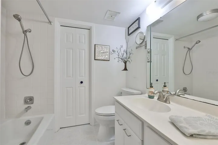 Primary  bathoom