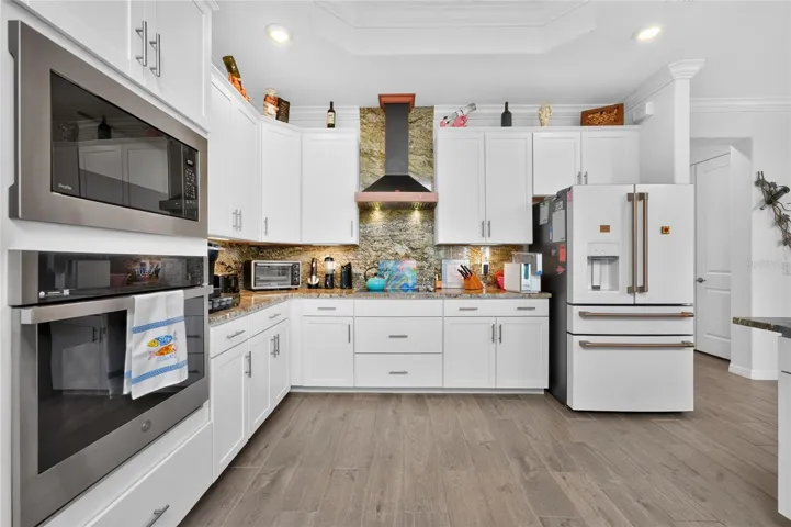 Custom Range Hood