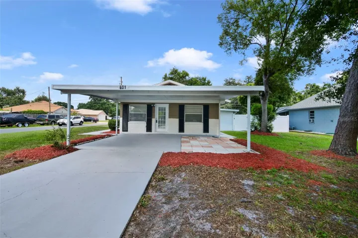 Exterior Carport