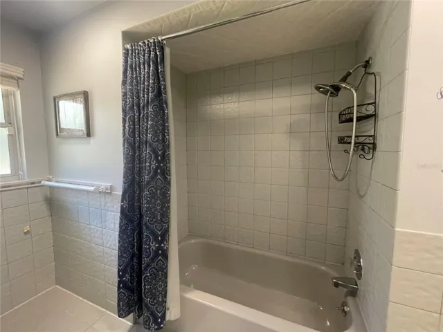 Secondary Bath