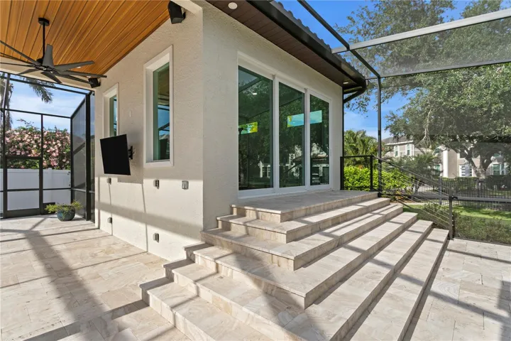 Detached Casita/ Gym/ Office